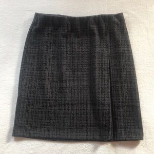 Express small black and gray skirt